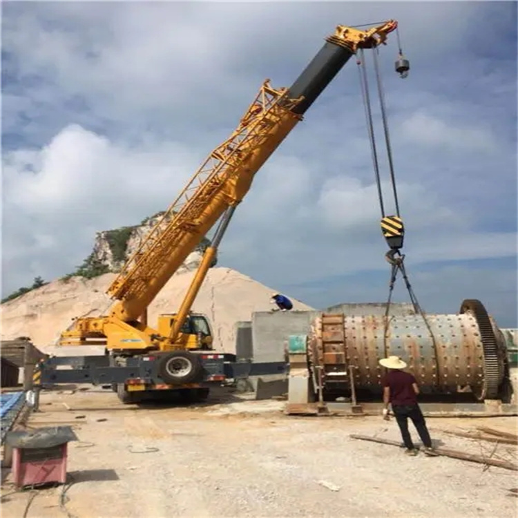 游仙吊车的运输费用是否包含在租赁费用中